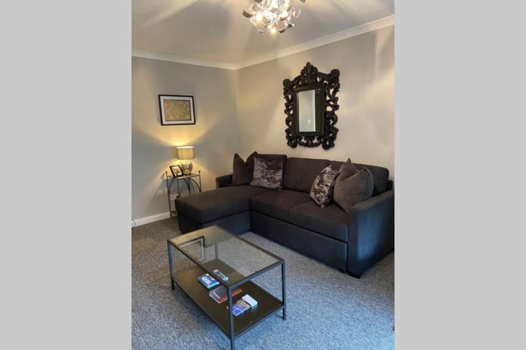 Peter Pan Apartment In The Heart Of Inverness Dalneigh Экстерьер фото