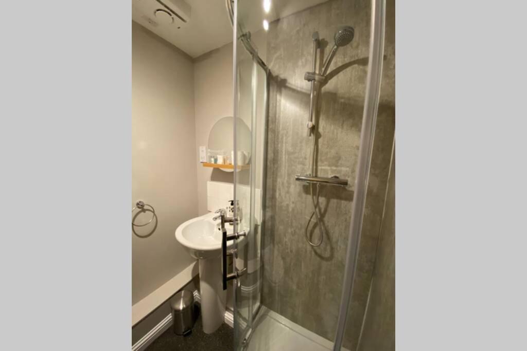 Peter Pan Apartment In The Heart Of Inverness Dalneigh Экстерьер фото